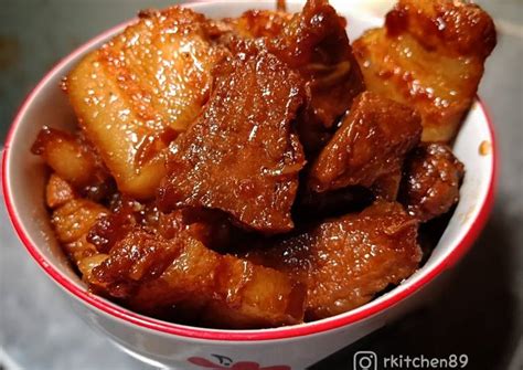 Ketika disajikan, dim sum akan disajikan langsung dalam wadah bambu dengan jenis saus atau kecap. Resep Babi Kecap / Babi Cin oleh Cha  Rkitchen89  - Cookpad
