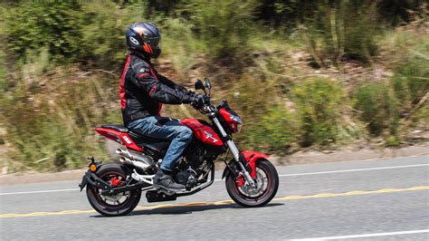 Transmission duties are taken care of by a 5 speed gearbox. 2018 Benelli TNT 135 Review | 12 Fast Facts