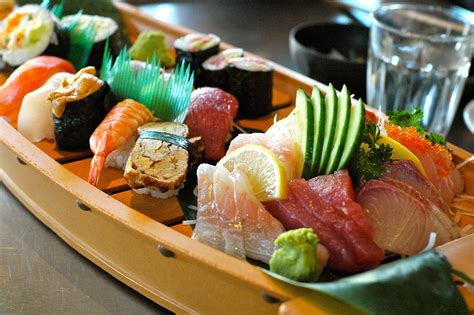 Food And Drink How To Recognize A Good Sushi Place When Abroad