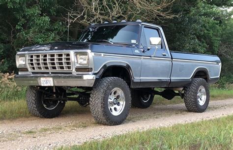 Ford Truck 1979 F250 With A 400m 4 Inch Lift 4x4 Ford Daily Trucks