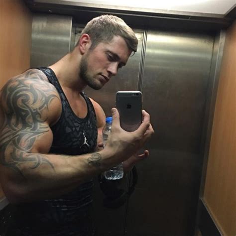 Dan Osborne Unveils Massive Biceps In Latest Gym Selfie ‘good Session
