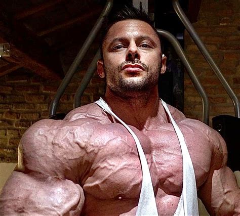 Senior Bodybuilders Date Topics Muscle Hunks Big Muscles Big Guys Guy Drawing Muscular Men
