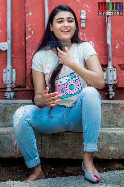 Pin By Vignesh Rajendran On Shalu Girls Leggins South Indian Actress