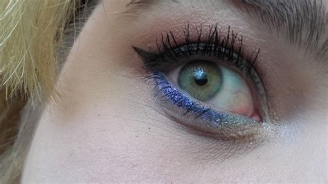 Fotos Gratis Niña Color Pintar Azul Dama Maquillaje Ceja