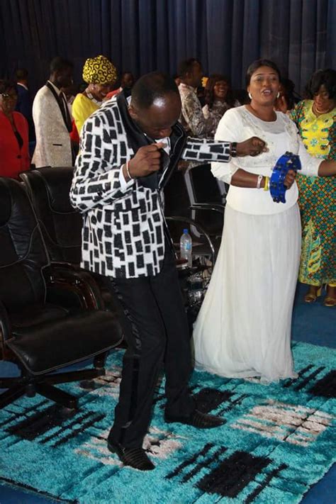 after sex scandal apostle suleman and his wife dance joyously in church today pics religion