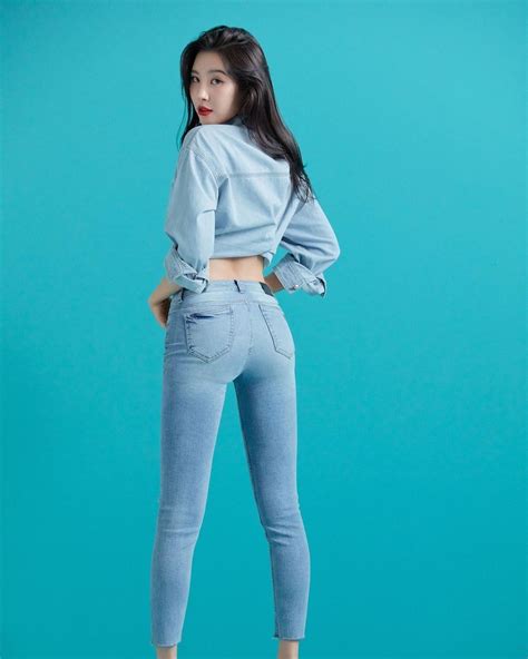 asian model girl tight jeans spring outfits casual white jeans tights skinny jeans pants