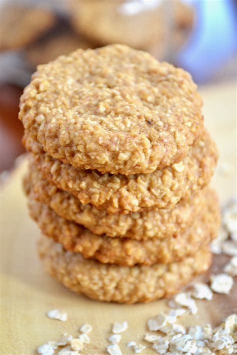 No Added Sugar Peanut Butter Oatmeal Cookies