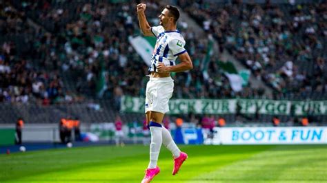 Hertha BSC Berlin gewinnt gegen Greuther Fürth 5:0