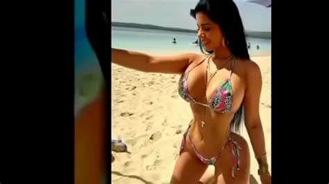 Venezolana Culona Y Tetona Y Bikini En La Playa Xnxx Com