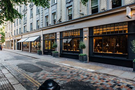 Located at 32 henrietta street, the oystermen seafood bar & kitchen showcases the finest and freshest oysters and seafood from all across the british isles. Monmouth Kitchen Review | About Time Magazine