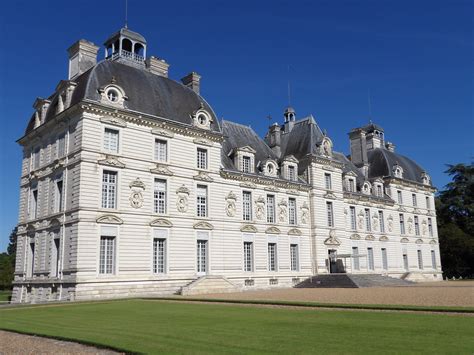 Gambar Arsitektur Bangunan Chateau Istana Perancis Kastil