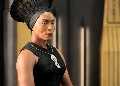 angela bassett black panther interview · reel 360 we are advertainment