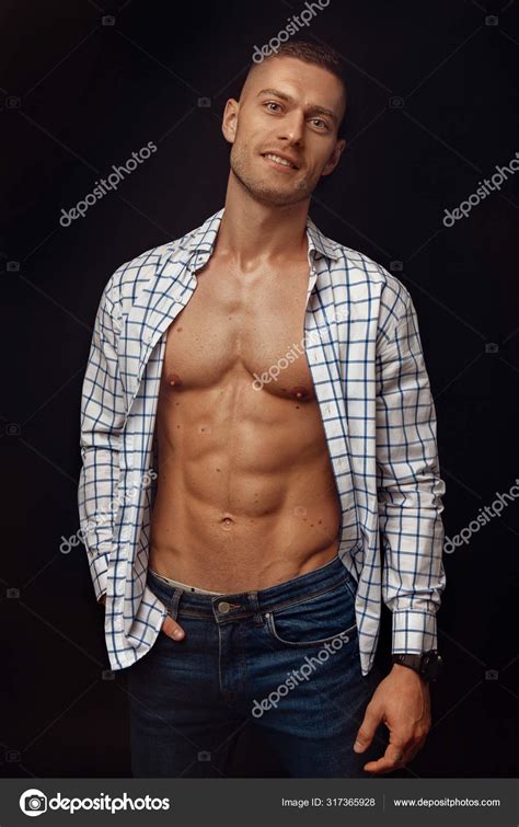 Good Looking Man Wear Unbuttoned Shirt Showing His Great Abs Studio