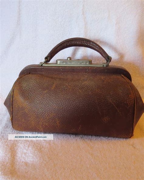 Vintage Antique Brown Leather Doctors Bag Clasp Lock 13 Long