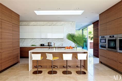 Check Out These 11 Stunning Minimalist Kitchens From The Ad Archives