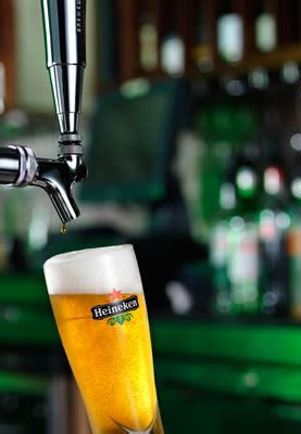 How to Pour a Draught Beer (Courtesy of Heineken) | Complex
