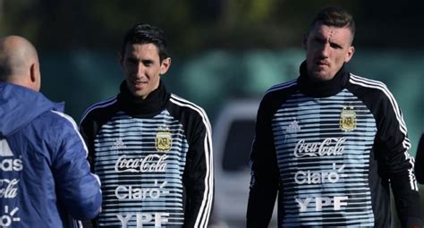 View franco armani profile on yahoo sports. Franco Armani entrenando con Selección Argentina