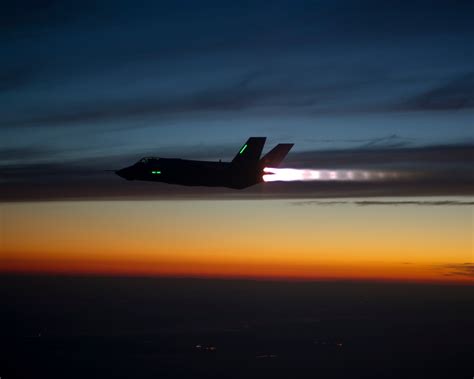 Lockheed Martin F 35c Afterburner In Sunset Aeronefnet