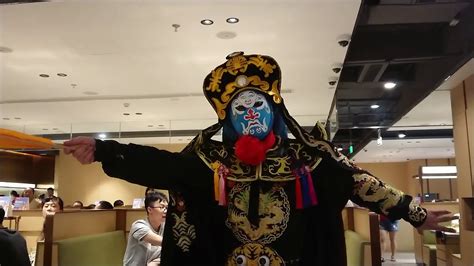 By the early 1900s, artists could switch up to be ready for more than face changing at a sichuan opera performance. Sichuan Opera Face-changing in Haidilao Hot Pot - YouTube
