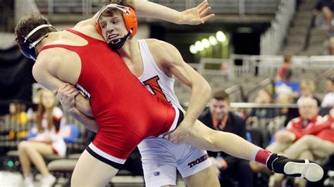 Hastings’ Connor Laux Wins Second State Title Preps
