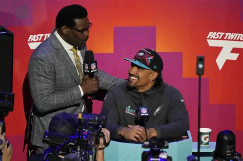 Cowboys Legend Michael Irvin Axed From Super Bowl Coverage After