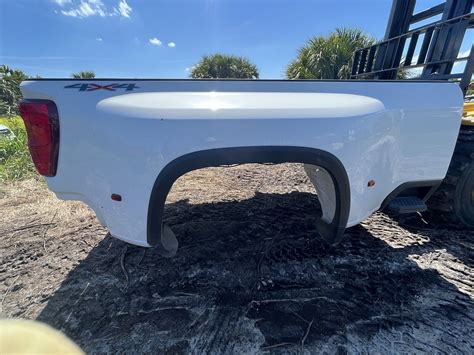 2019 2023 Chevrolet Silverado 3500 8ft Long Dually Bed Tailgate Bumper