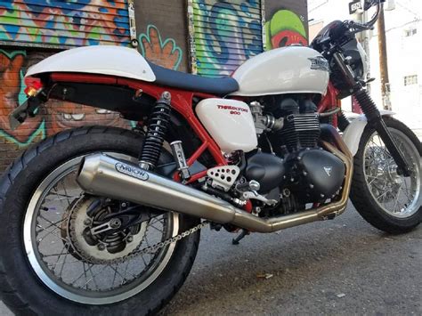 Only 750 units are expected to be produced. 2010 Triumph THRUXTON SPECIAL EDITION, WESTMONT NJ ...