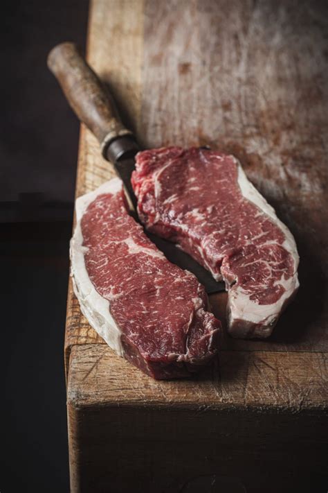 45 Day Dry Aged Sirloin Steak Veyseys Butchers