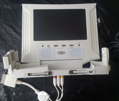 Intec Tft Portable Gaming Screen For Xbox 360 92 Lcd Ivory Free S