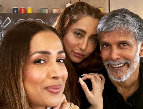 milind soman malaika arora pose for a fab selfie from supermodel of the year 2 sets shiksha news