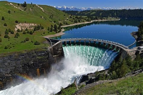 It is 65 meters high and 550 meters in width. Largest Dams in Africa: Full List - Nigerian Tech