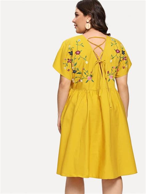 Plus Flutter Sleeve Botanical Embroidery Dress Size 3XL