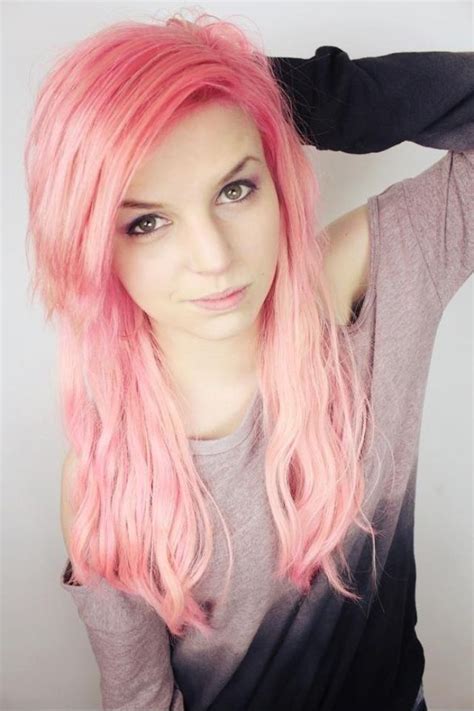 emma blackery looks perfect with any hair color oh wow pastel hair pink hair scene punk dye