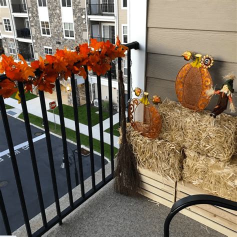 9 Outdoor Fall Décor Ideas For Your Balcony Balcony Boss