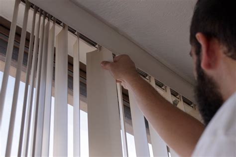 How To Replace Vertical Blind Clips Hunker