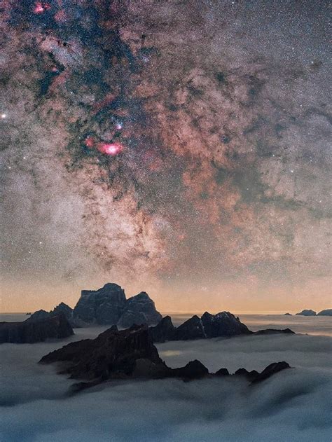 Milky Way Over The Dolomite Mountains Italy Astronomi 24 Temmuz Evren