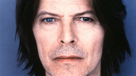 The Remarkable Story Behind David Bowies Most Iconic Feature — Quartz