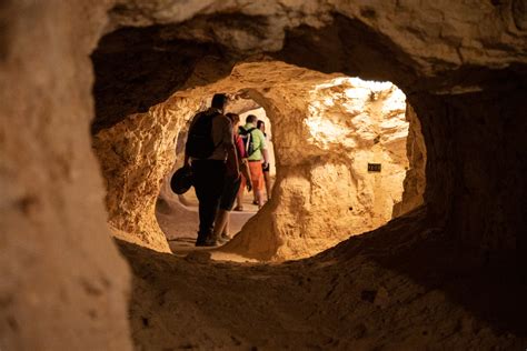 Coober Pedy Tours Underground Mine Tours At Umoona Opal Mine