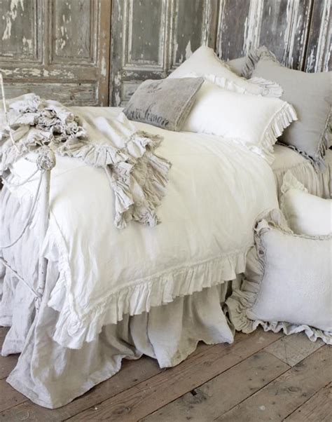 Romantic Country Simple Linen Bedroom Comforter Ideas With One Ruffled