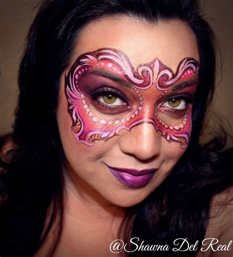 Pin By Kristine M On Facepainting Mardi Gras Makeup Mardi Gras Mask
