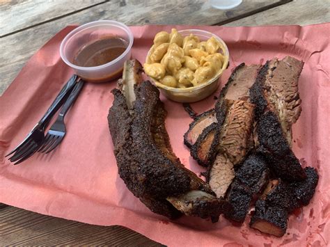 Best Places to Eat in Austin / San Antonio, TX | Exploring Duo