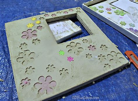 We have two locations with a huge selection of moulding, and a unique collection of gifts and home decor items. HOW TO MAKE A DIY CONCRETE PICTURE FRAME - TUTORIAL - Do-It-Yourself Fun Ideas