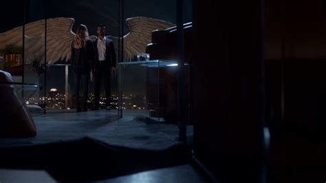 10 Best Lucifer And Chloe Moments From Lucifer Season 4 Photos