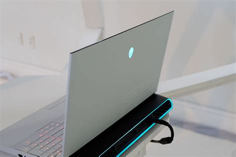 New Alienware Area 51m Is A Beast Of Gaming Laptop With Full Pc Cpu