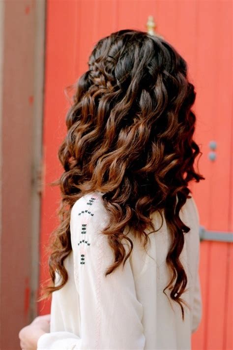 Curly Brunette Hair Pictures Photos And Images For Facebook Tumblr