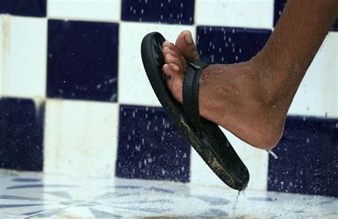 Medical Mythbuster Can Wearing Flip Flops Protect Against Athletes