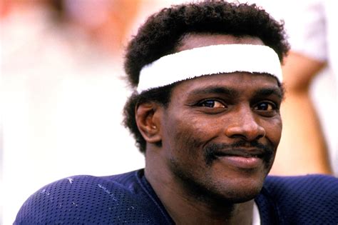 8 Mind-blowing Facts About Walter Payton - Facts.net