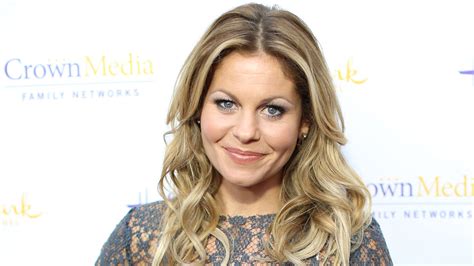 Candace Cameron Bure Shows Off Abs And Impressive Workout Routine