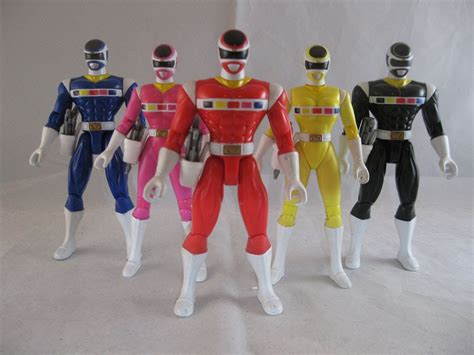 Retro Review Power Rangers In Space 5 Figures Youtube