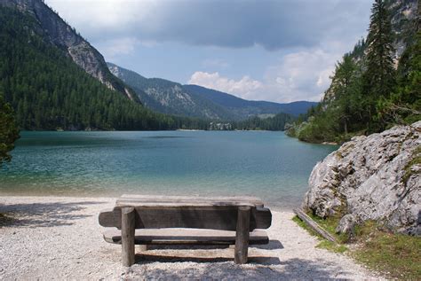 Pragser Wildsee Lago Di Braies Italy World For Travel